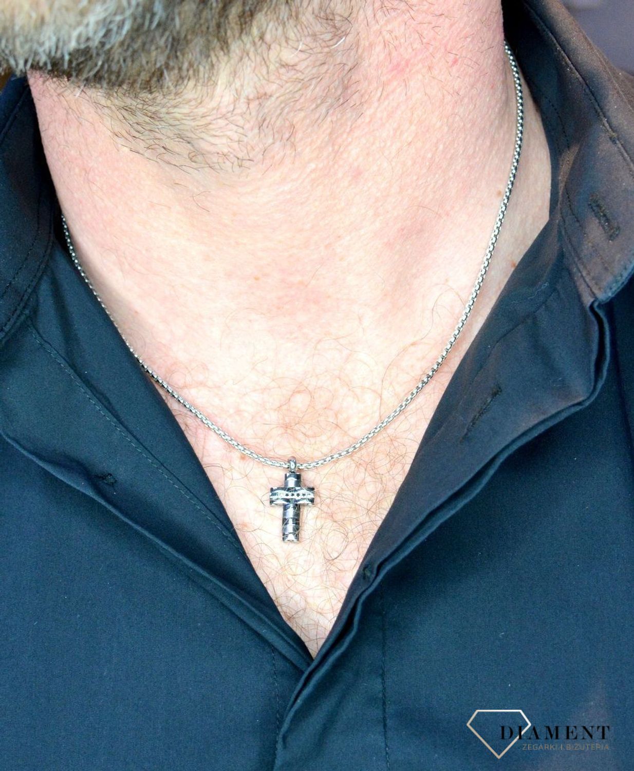 Naszyjnik stalowy męski Nomination Italy Strong Krzyż Srebrny z Diamentami 028304 009f.jpg